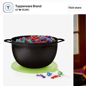 Tupperware Black Thatsa Mega Bowl with Green Lid